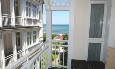 Villa Strandperle Ferienwohnung 13, mit Balkon direkt an der Strandpromenade Binz