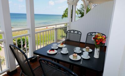 Villa Strandperle Ferienwohnung 15 mit frontalem Ostseeblick an der Strandpromenade Binz